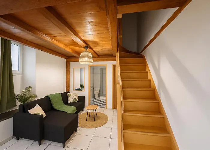 Familial & Bains Thermaux * 奥瓦伦纳茨