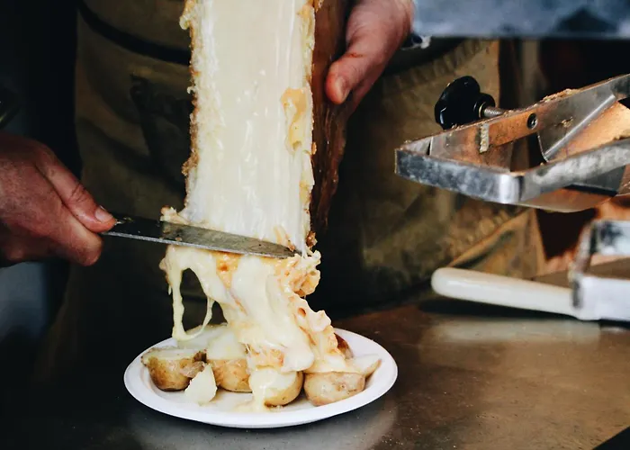 Familial & Bains Thermaux 奥瓦伦纳茨